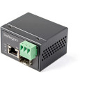 StarTech.com Media converter fibra a Ethernet 30W - Convertitore gigabit fibra ottica rame per uso industriale - PoE+ Media converter fibra multimodale/monomodale - SFP a RJ45 - IP-30 / -40 a +75&deg;C