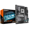 GIGABYTE X870 EAGLE WIFI7 Scheda Madre - Supporta CPU AMD Ryzen 9000, VRM a 14+2+2 fasi, fino a 8000MHz DDR5 (OC), 4xPCIe 5.0 + 3xM.2, Wi-Fi 7, LAN 2.5GbE, USB 3.2 Gen 2x2